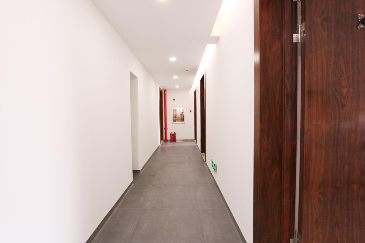 Eastland Hotel & Apartment Phnom Penh Exterior foto