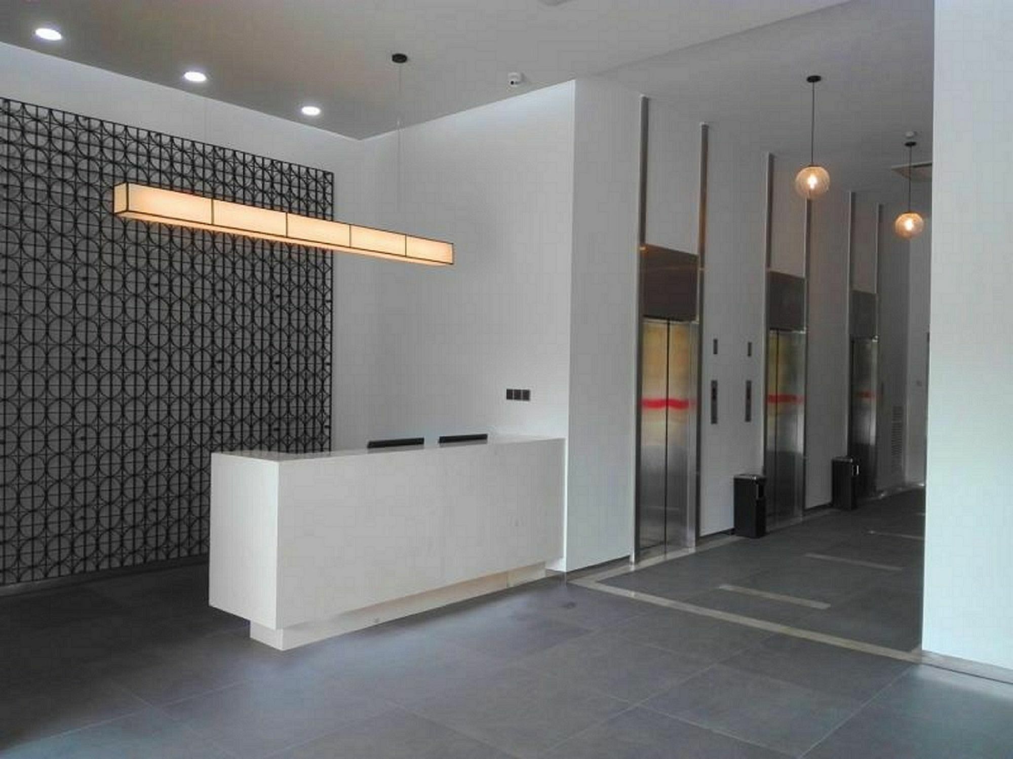 Eastland Hotel & Apartment Phnom Penh Exterior foto